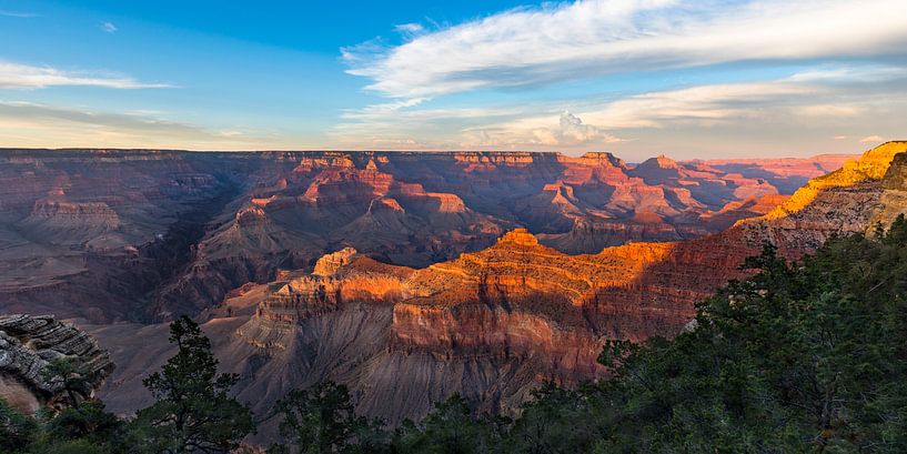 Beautiful Grand Canyon sunset - panorama by Remco Bosshard
