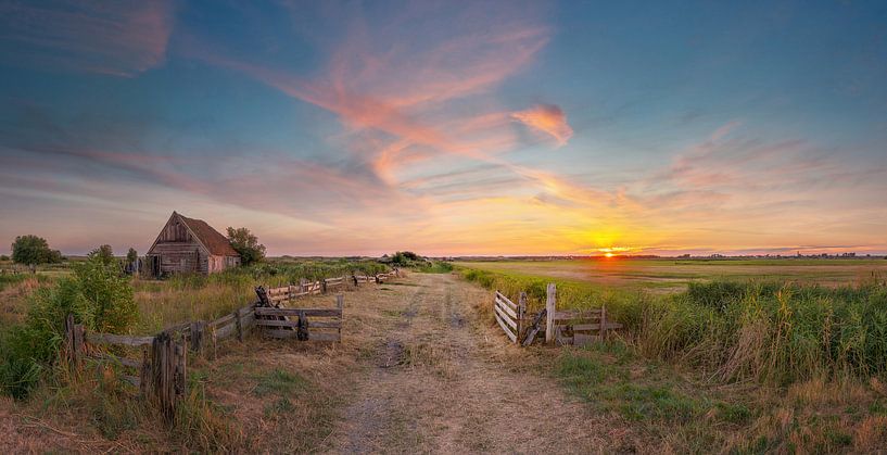 Hangar à poules Den Hoorn Texel coucher de soleil par Texel360Fotografie Richard Heerschap