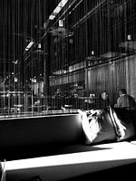 IJzerengordijn in restaurant