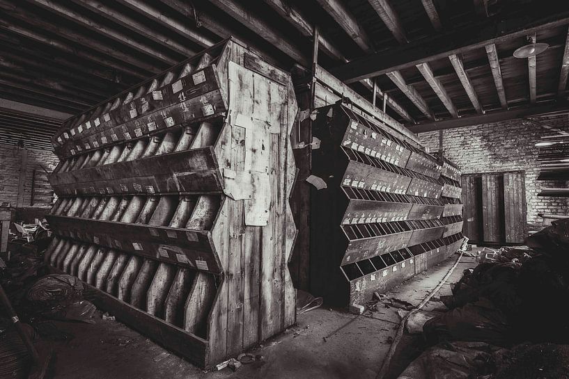 (urbex) kasten von mandy sakkers