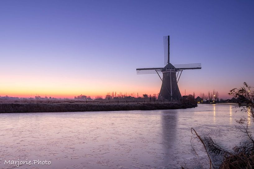 Koude ochtend bij de molen van Marjorie Ruts