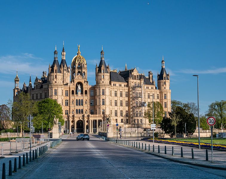 Schloss von Schwerin in Mecklenburg-Vorpommern von Animaflora PicsStock