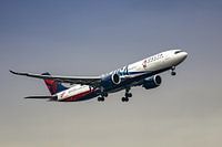 Airbus A330neo von Delta Air Lines (Team USA) hebt bei schlechtem Wetter ab