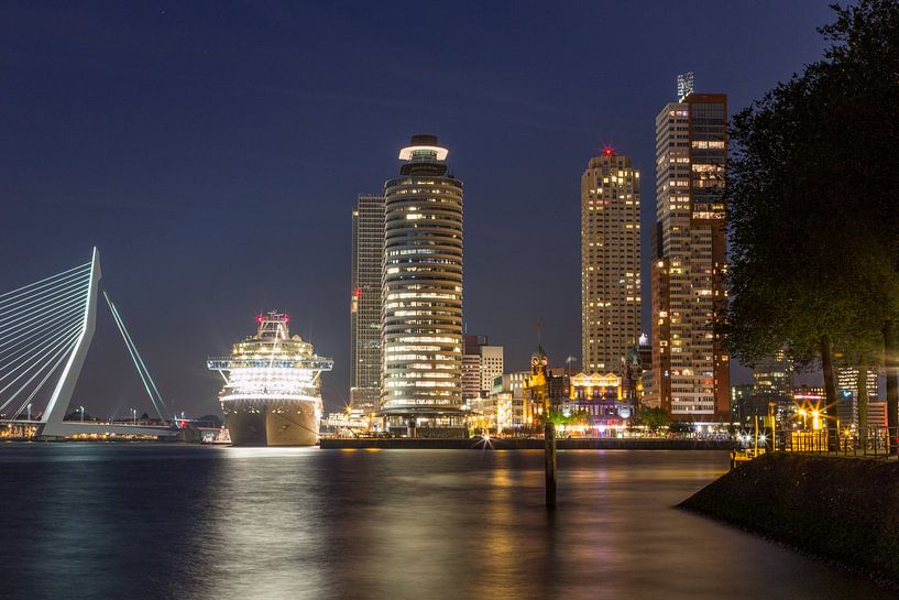 Cruise city par Guido Akster