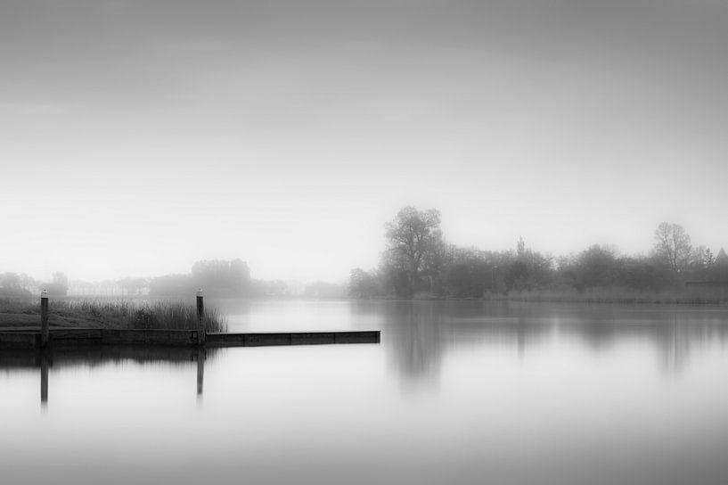 Foggy inland lake by Alvin Aarnoutse