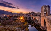 Besalú am Abend, Spanien