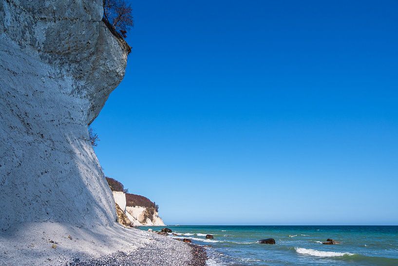 Chalk cliffs on the coast of the Baltic Sea on the island of Rügen by Rico Ködder
