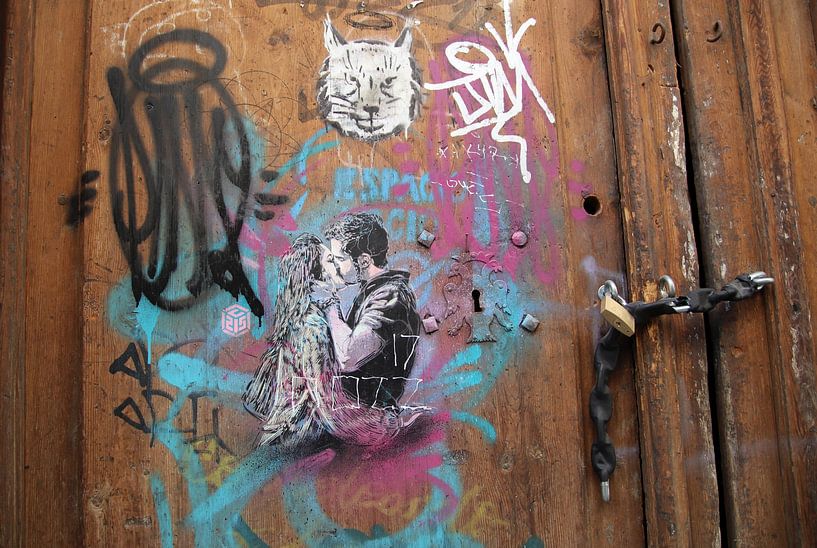 Love on an old doorstep. by Jan Katuin