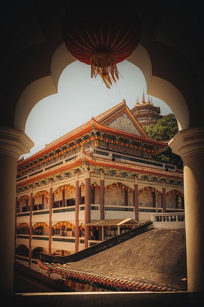 Farben und Formen: Der Kek Lok Si Tempel in Penang von NZME Photography