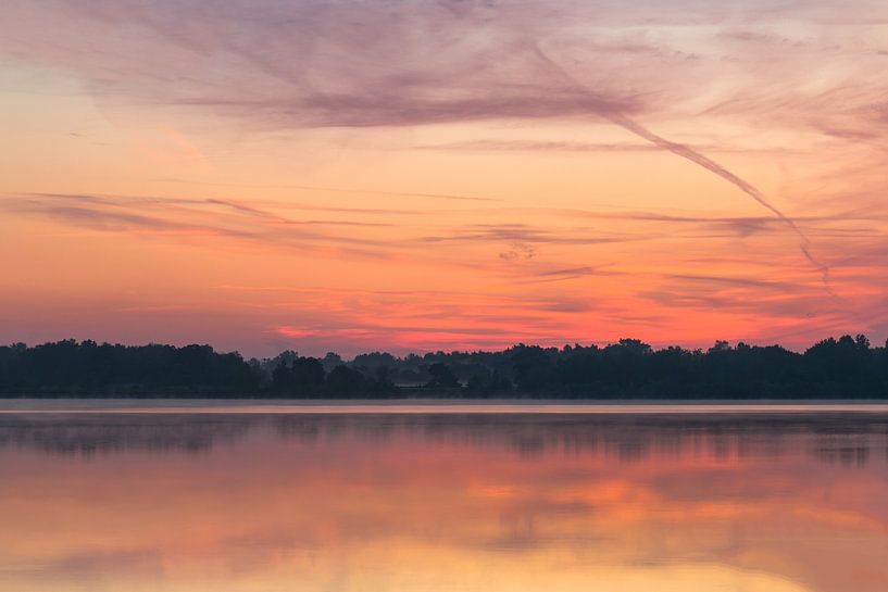 Colorful Twilight Reindersmeer van wimke247