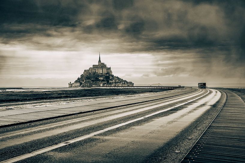 Welcome... to the mountain by TPJ Verhoeven Photography