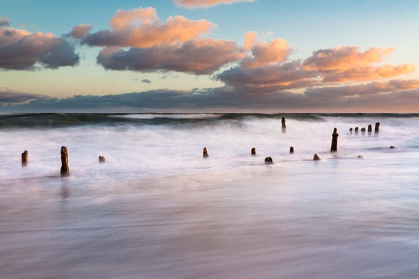 Die Ostseeküste an einem stürmischen Tag par Rico Ködder