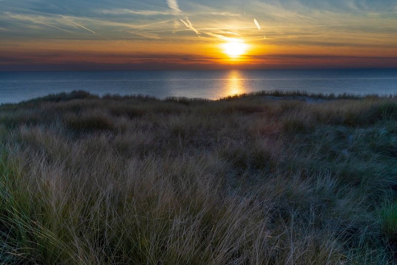 Coucher de soleil sur les dunes et la mer par Rob Baken
