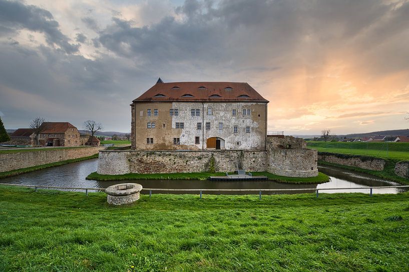 Ein Blick auf die Wasserburg in Heldrungen von Andreas Völkel