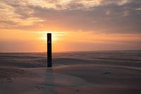 Strandpfosten vor der Sonne
