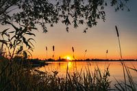 Sommerlicher Sonnenuntergang in Holland