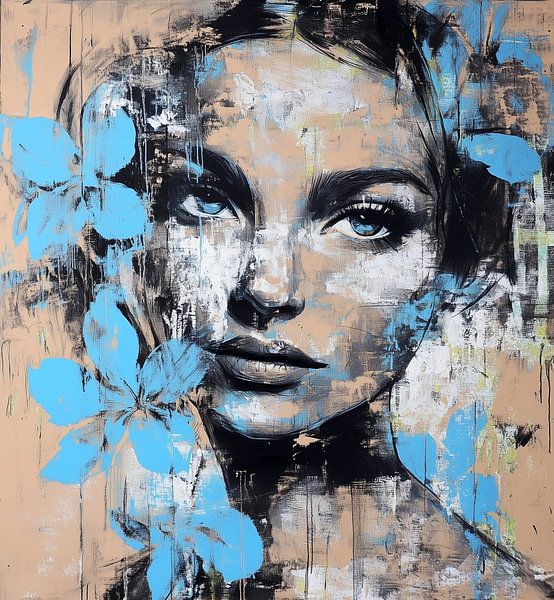 Abstraktes Frauenporträt mit ausdrucksstarken blauen Blumen von Color Square