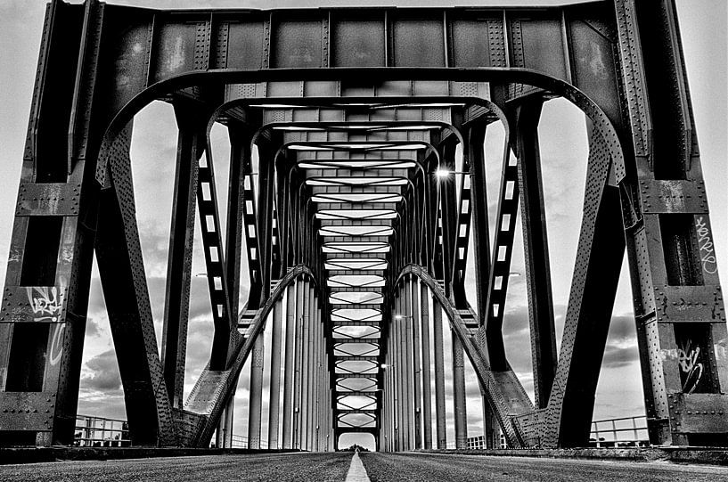 IJssel bridge Zwolle by Taco Bijlsma