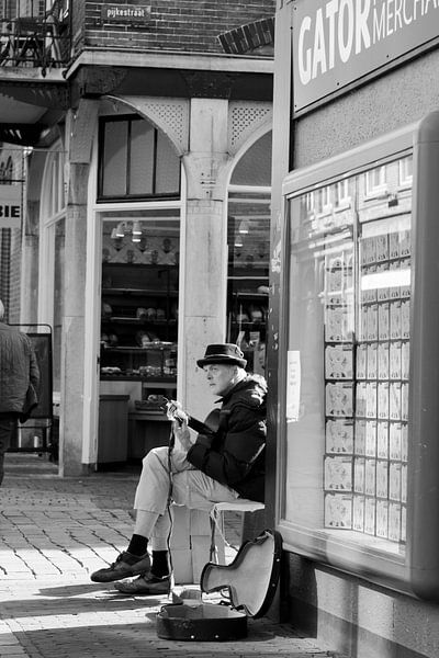 Man and work van Henriëtte Hoffs