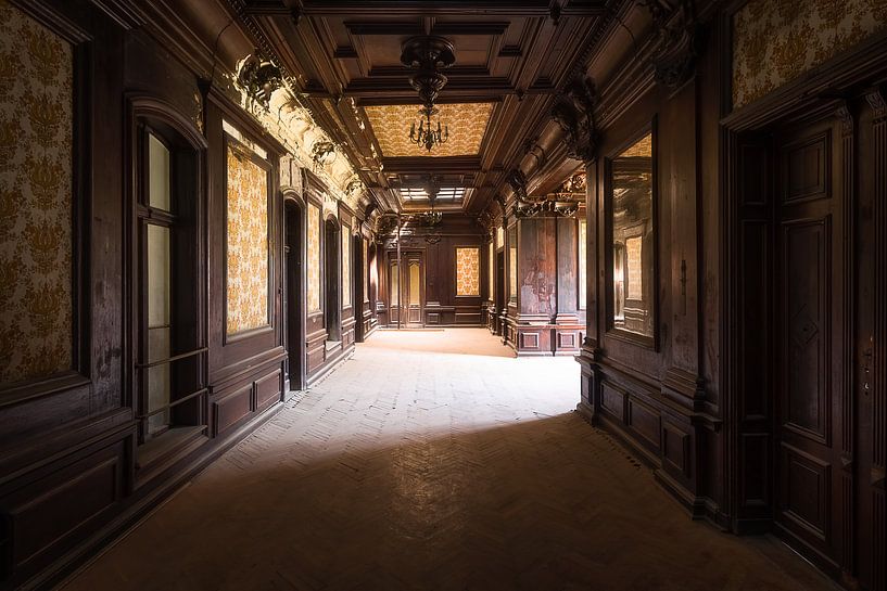 Abandoned Wooden Hallway. by Roman Robroek - Photos of Abandoned Buildings