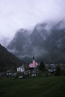 Die rosa Kirche von Trient, Schweiz - Schweizer Alpen