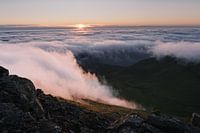 Coucher de soleil depuis le Slættaratindur sur les îles Féroé