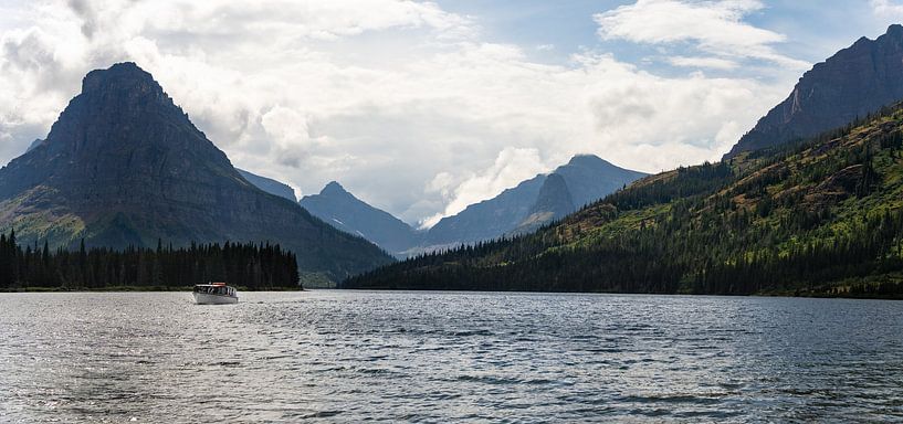 Glacier National Park, Two Medicine Lake, Montana, USA von Jeroen van Deel
