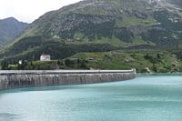 The little house on the dam