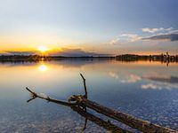 zauberhafter Sonnenuntergang am Riegsee, Oberbayern