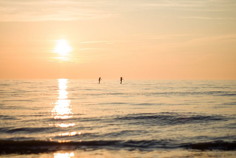 Sun Worshippers von Omar Adeel