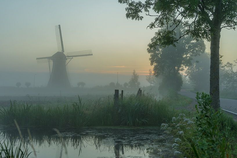 Sunrise Boezemmolen no.6, Haastrecht by Rossum-Fotografie