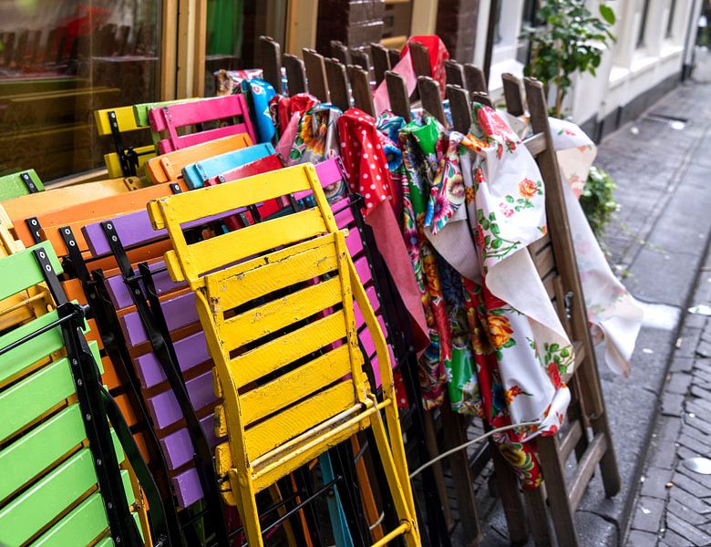 Terrassenstühle bunt Urban von Marly De Kok
