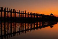 U-Bein-Brücke bei Sonnenaufgang