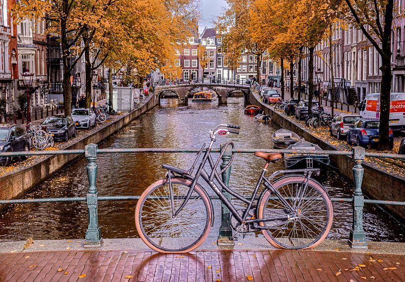 In Amsterdam gibt es immer ein Fahrrad! von Jonas Röjestål