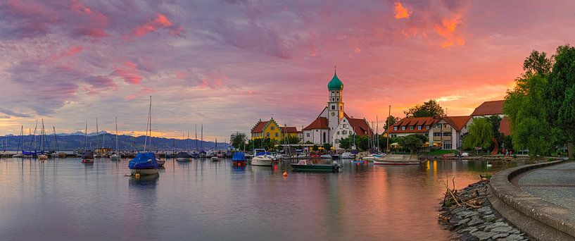 A sunset in Wasserburg by Henk Meijer Photography