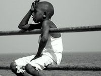 starend in het niets b&w