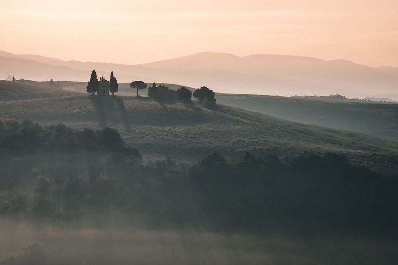 Sunrise Tuscany | travel photography print | Italy by Kimberley Jekel