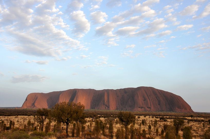 Majestät des Uluru: Das heilige Herz Australiens von Frank Photos