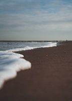 Wasserlinie am Strand.