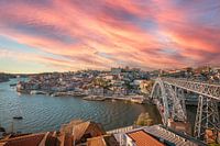 Magnifique coucher de soleil à Porto (Portugal)