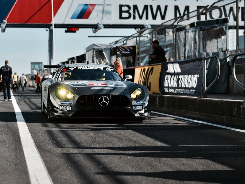 Mercedes GT AMG von Mike Landman