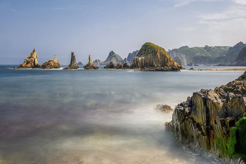 Playa Gueirua by Leon Okkenburg