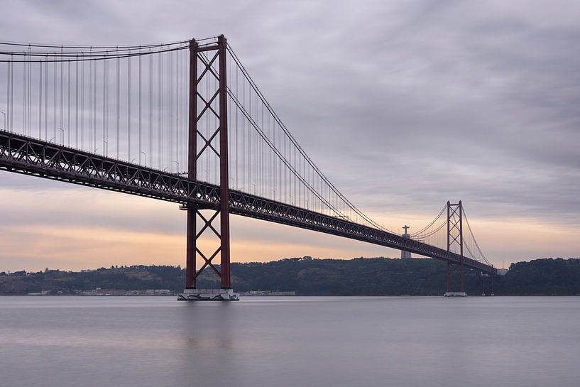 Die Ponte 25 de Abril -  Wunderschönes Lissabon von Rolf Schnepp