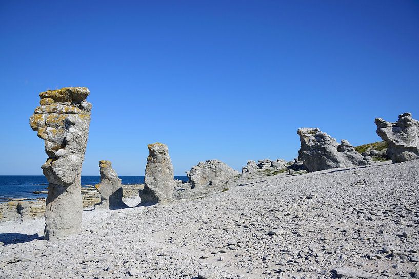 Langhammars rauk area by Frank's Awesome Travels