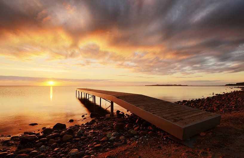 Lever de soleil sur la jetée par Wim van der Geest