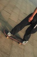 Dynamics of the street: focus on the skateboard lifestyle