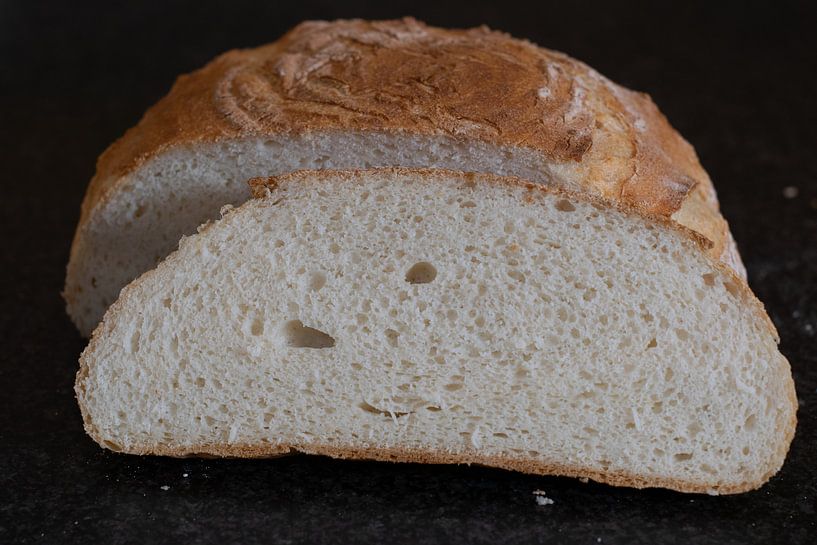 Gebackenes Weißbrot, in Scheiben geschnitten von Annemieke Glutenvrij