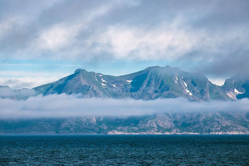 Küste auf den Lofoten in Norwegen von Rico Ködder