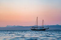 Easy sailing near Vancouver Island