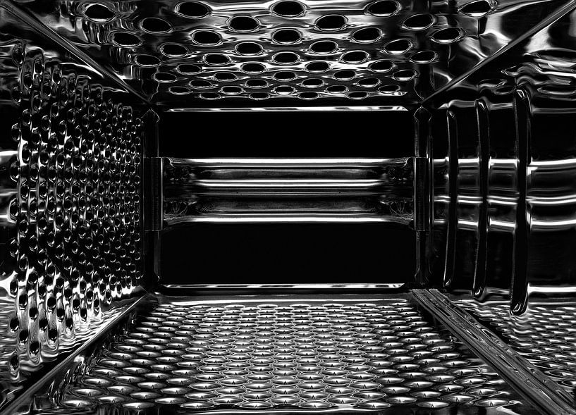 Inside the grater by Leon Brouwer
